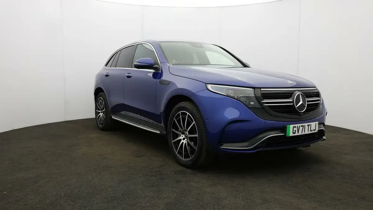 2022-mercedes-benz-eqc-e-eqc-400-amg-line-big-0