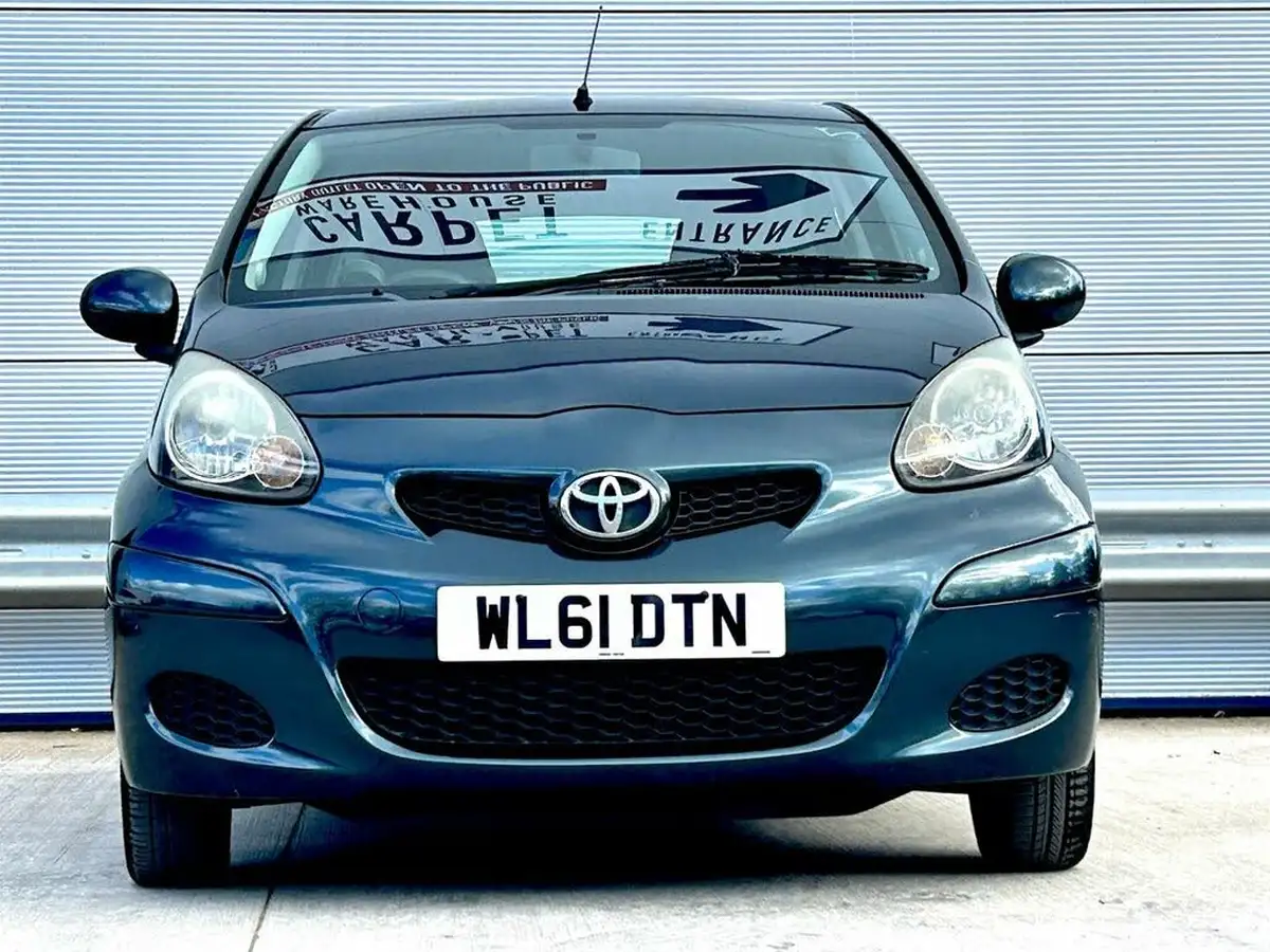 2011-toyota-aygo-10-aygo-ice-5d-big-1