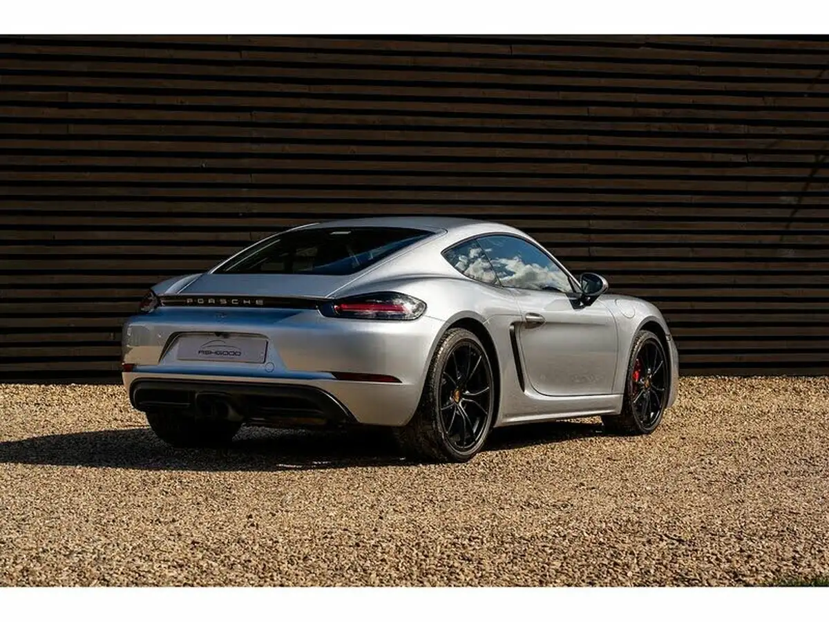 2016-porsche-cayman-718-20-big-20