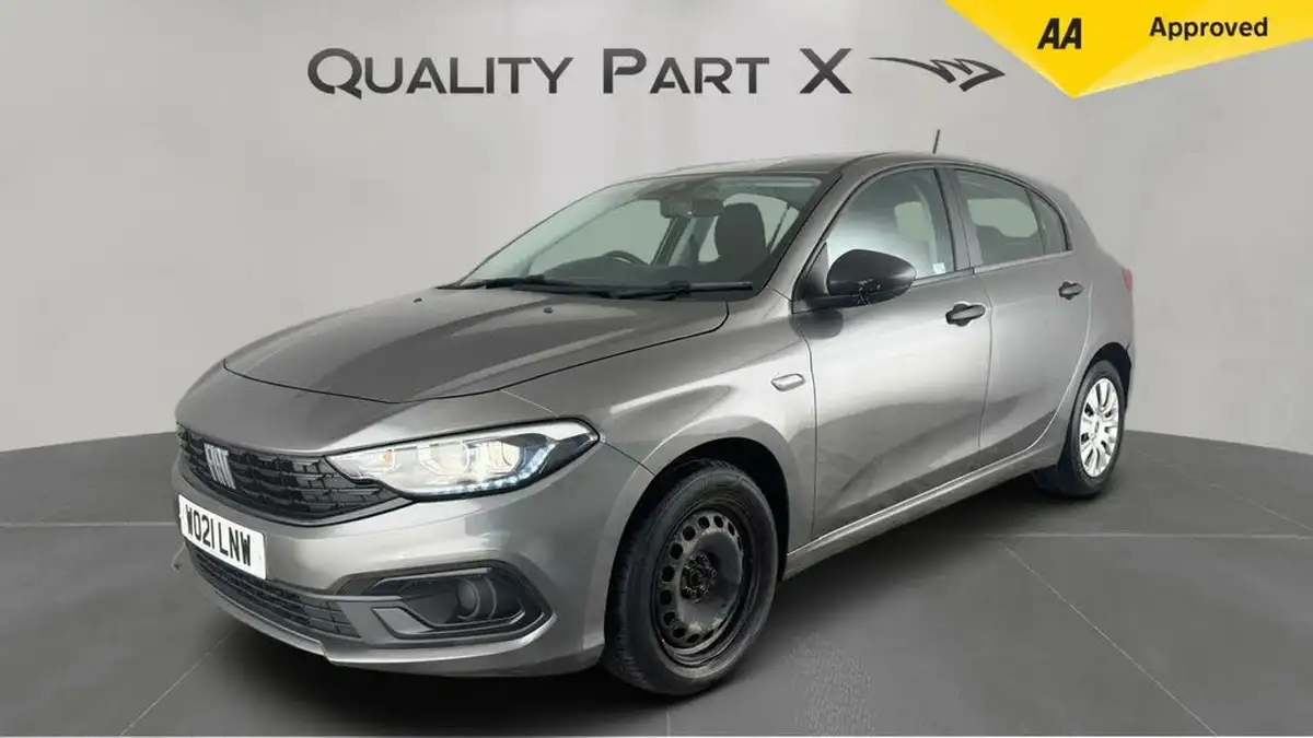 2021-fiat-tipo-10-hatchback-big-6