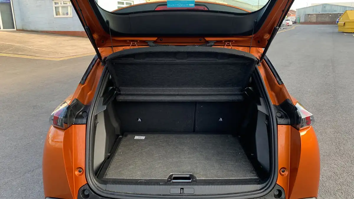 2022-peugeot-2008-suv-12-puretech-active-premium-big-18