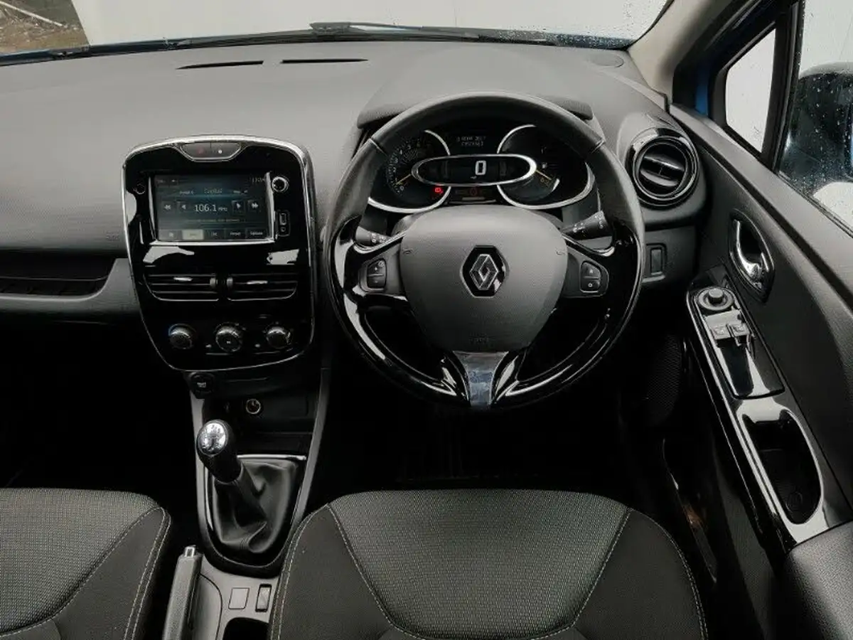 2014-renault-clio-12-dynamique-big-6