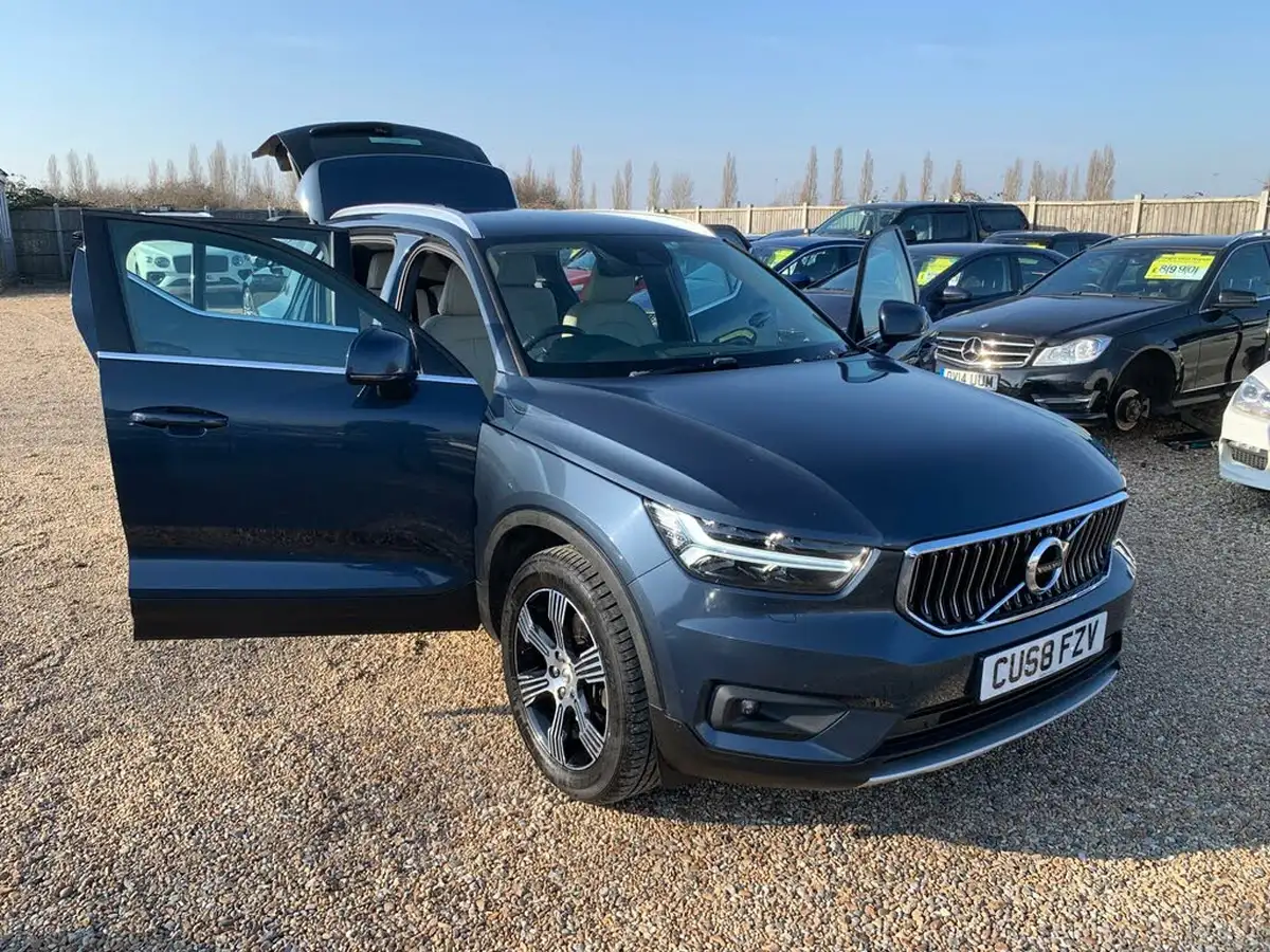 2018-volvo-xc40-20td-d4-inscription-big-53