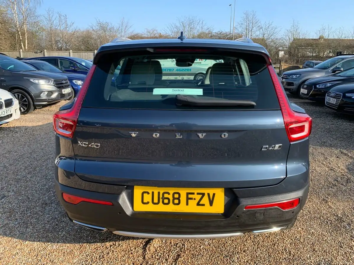 2018-volvo-xc40-20td-d4-inscription-big-5