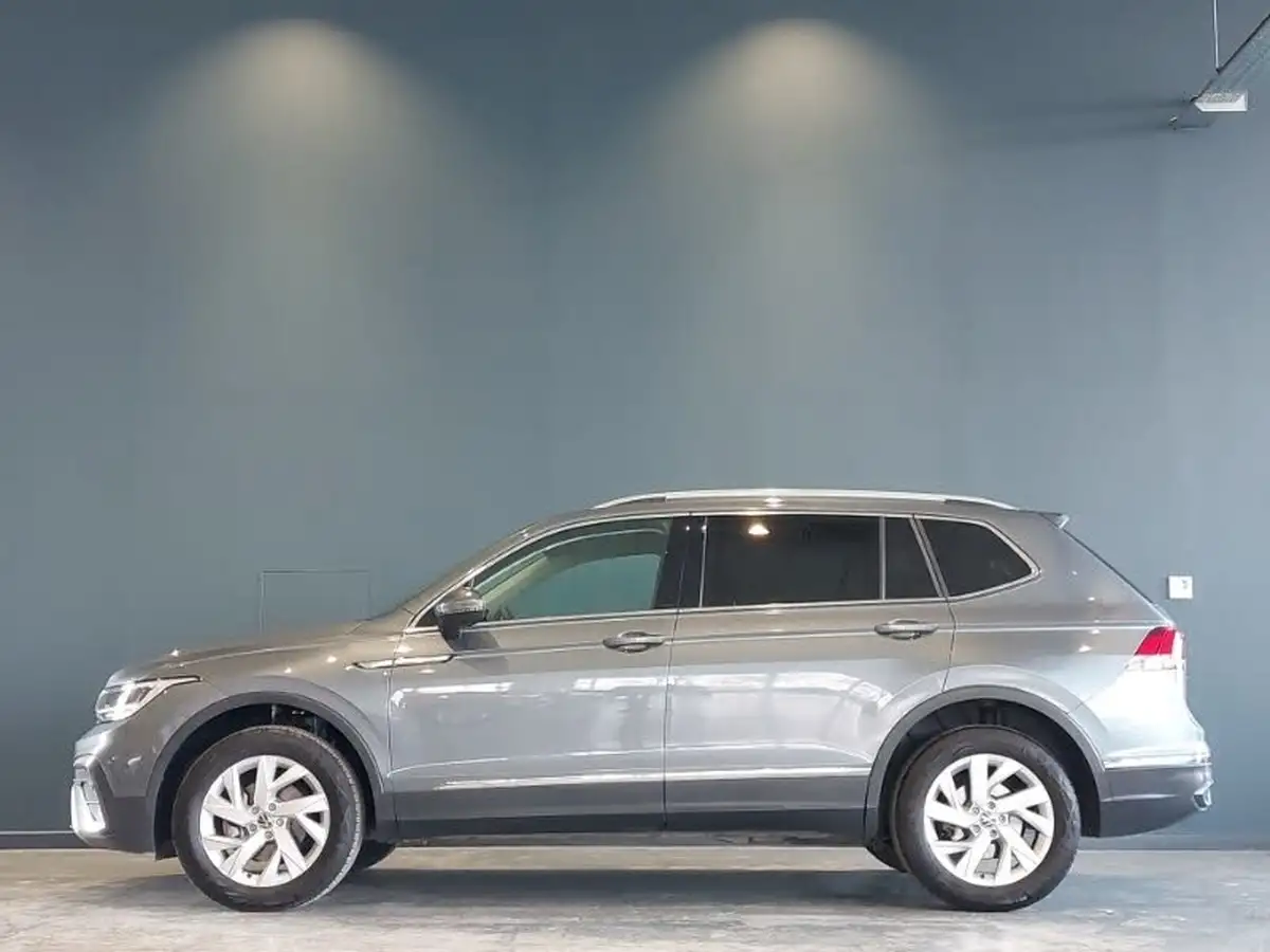 2023-volkswagen-tiguan-allspace-15-tsi-life-big-3
