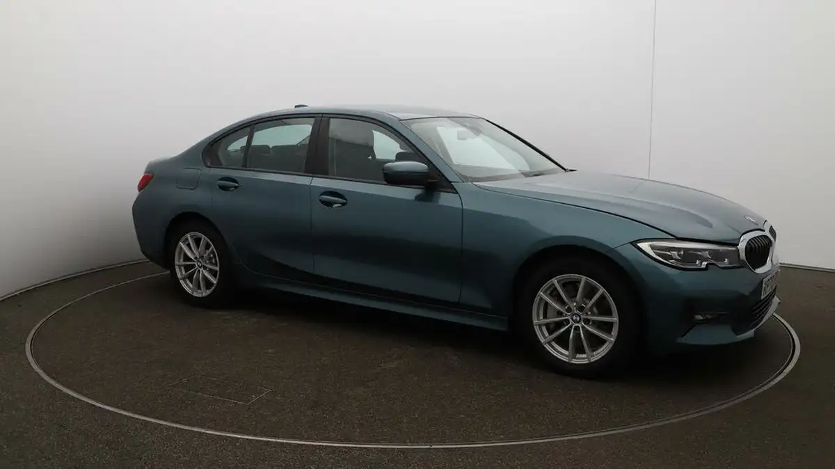 2020-bmw-3-series-20-330e-se-pro-saloon-4d-big-36