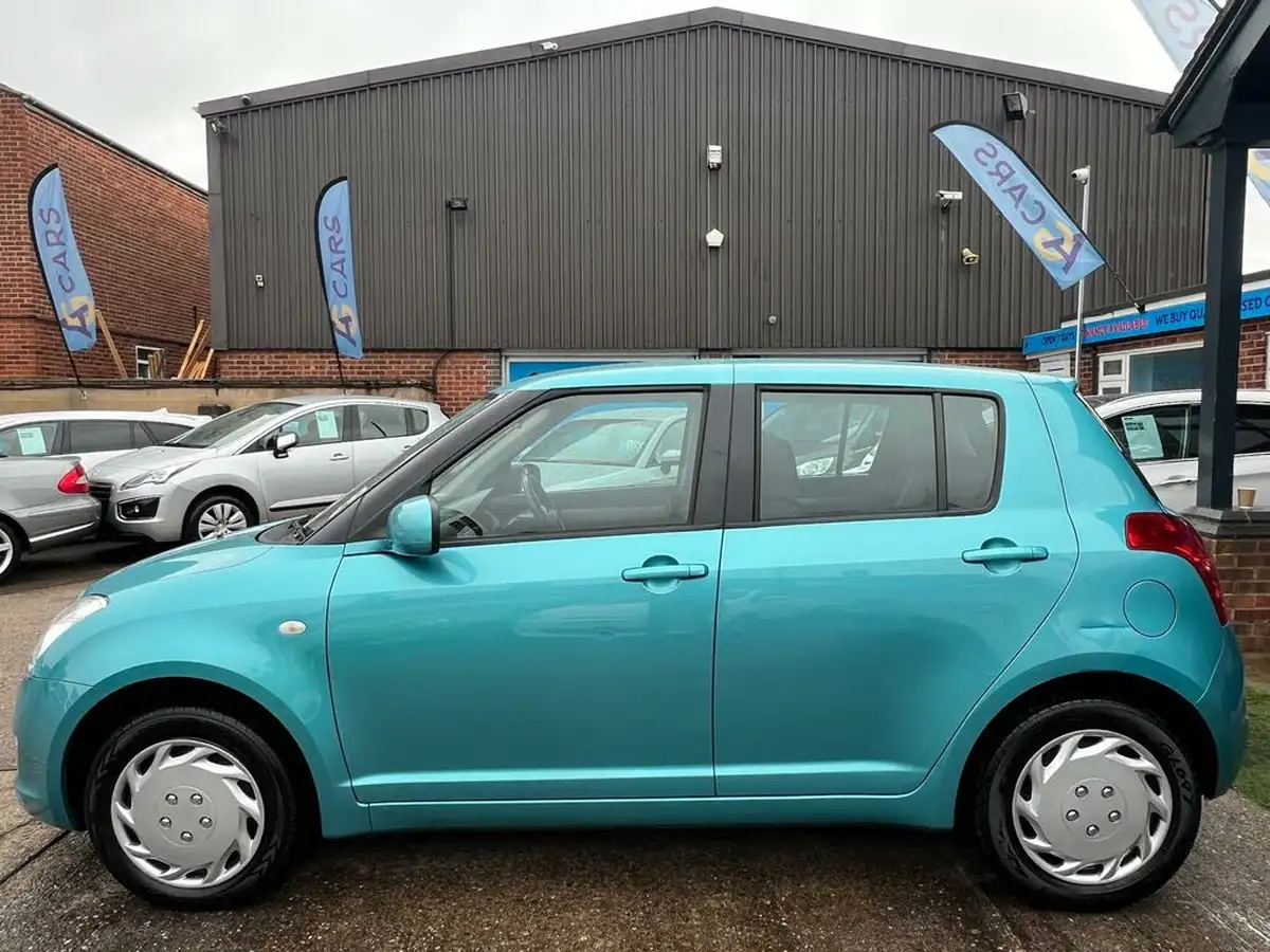 2009-suzuki-swift-13-gl-5d-big-8