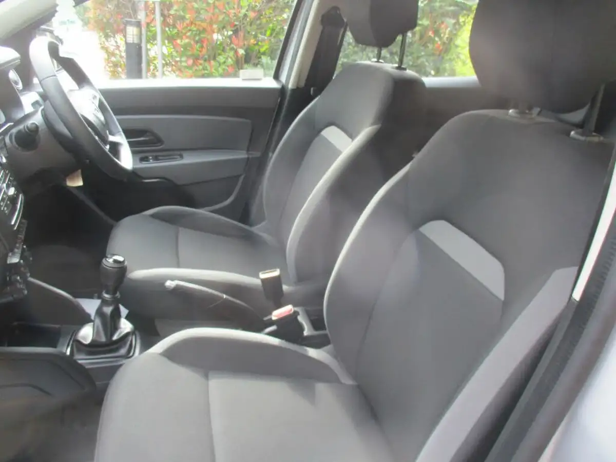 2018-dacia-duster-16-sce-essential-big-27