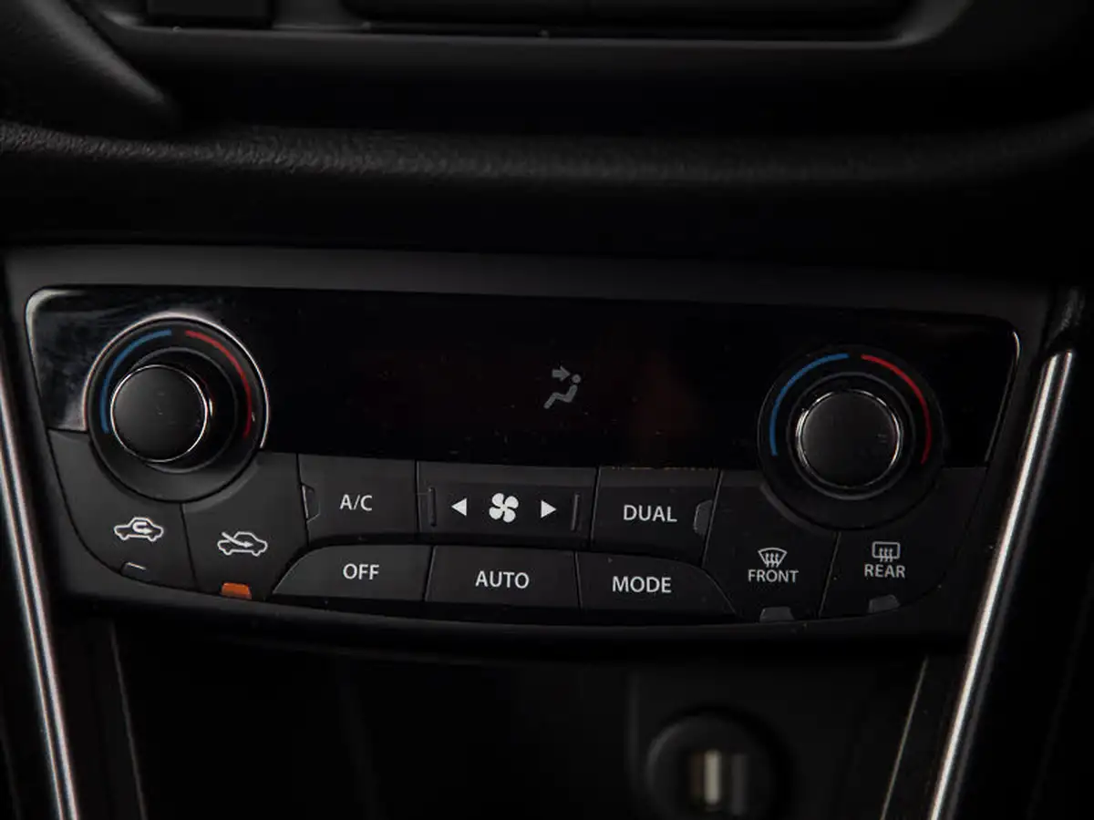 2023-suzuki-s-cross-14-boosterjet-motion-big-10