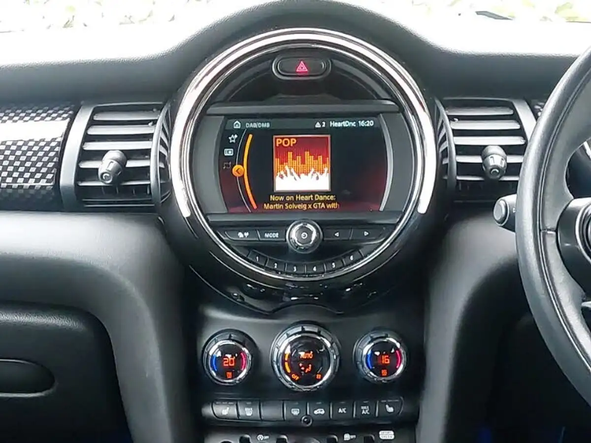 2019-mini-cooper-20-cooper-s-classic-192bhp-comfortnavss-hatchback-3d-auto-big-10