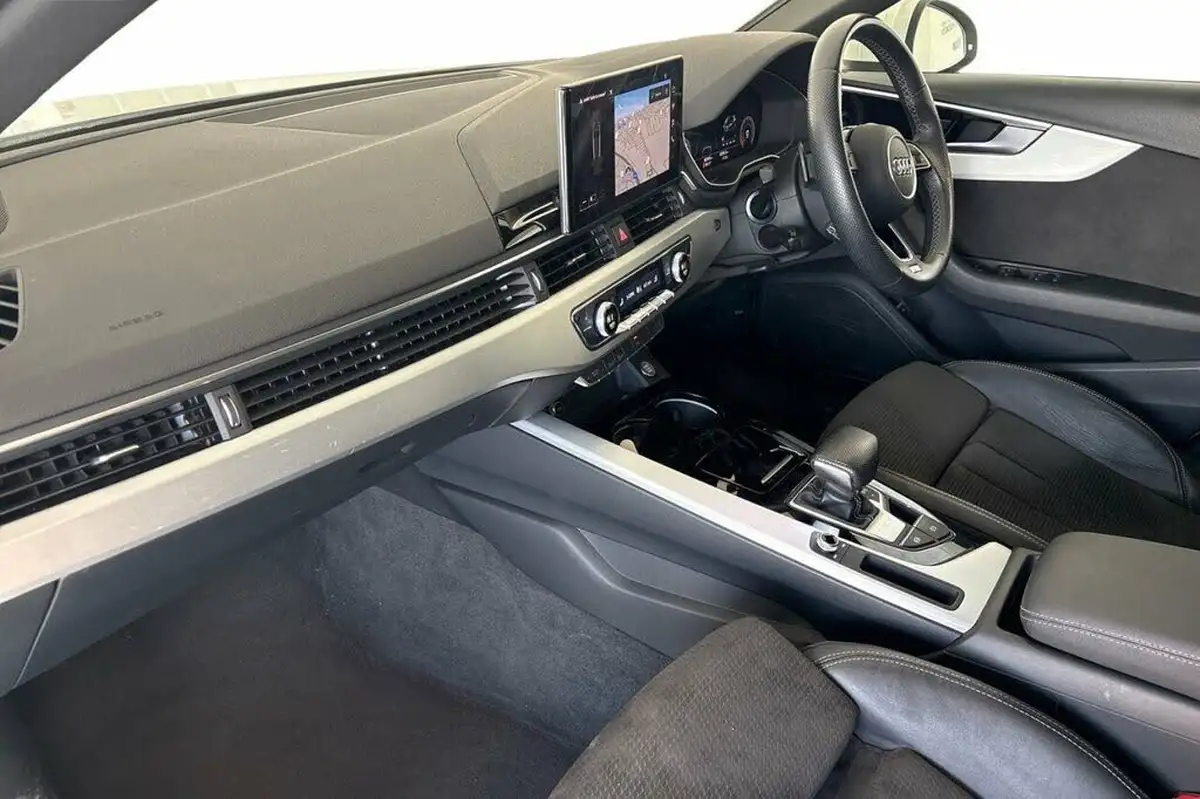 2020-audi-a4-avant-20-35-tdi-s-line-big-6