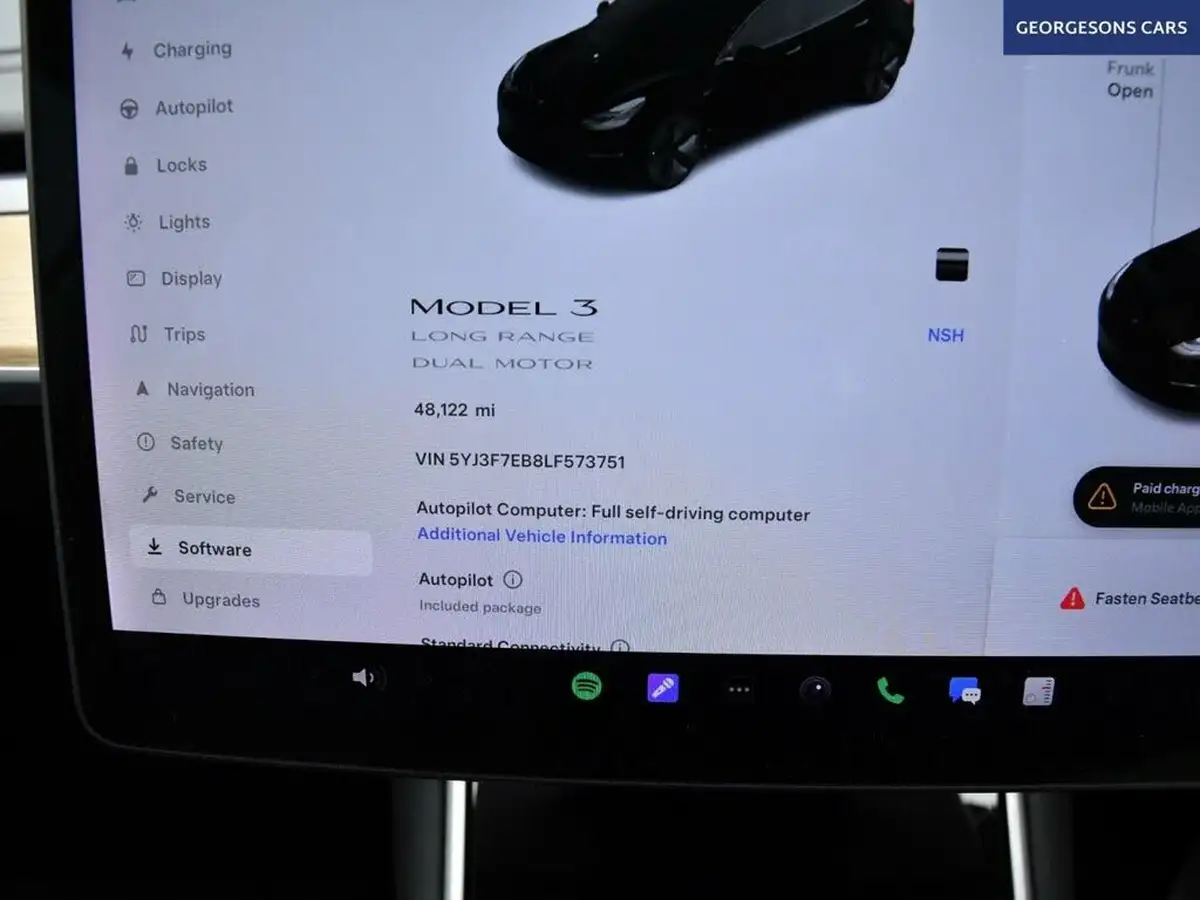 2020-tesla-model-3-e-long-range-big-16