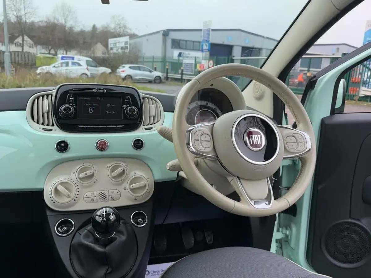 2018-fiat-500-12-lounge-big-42