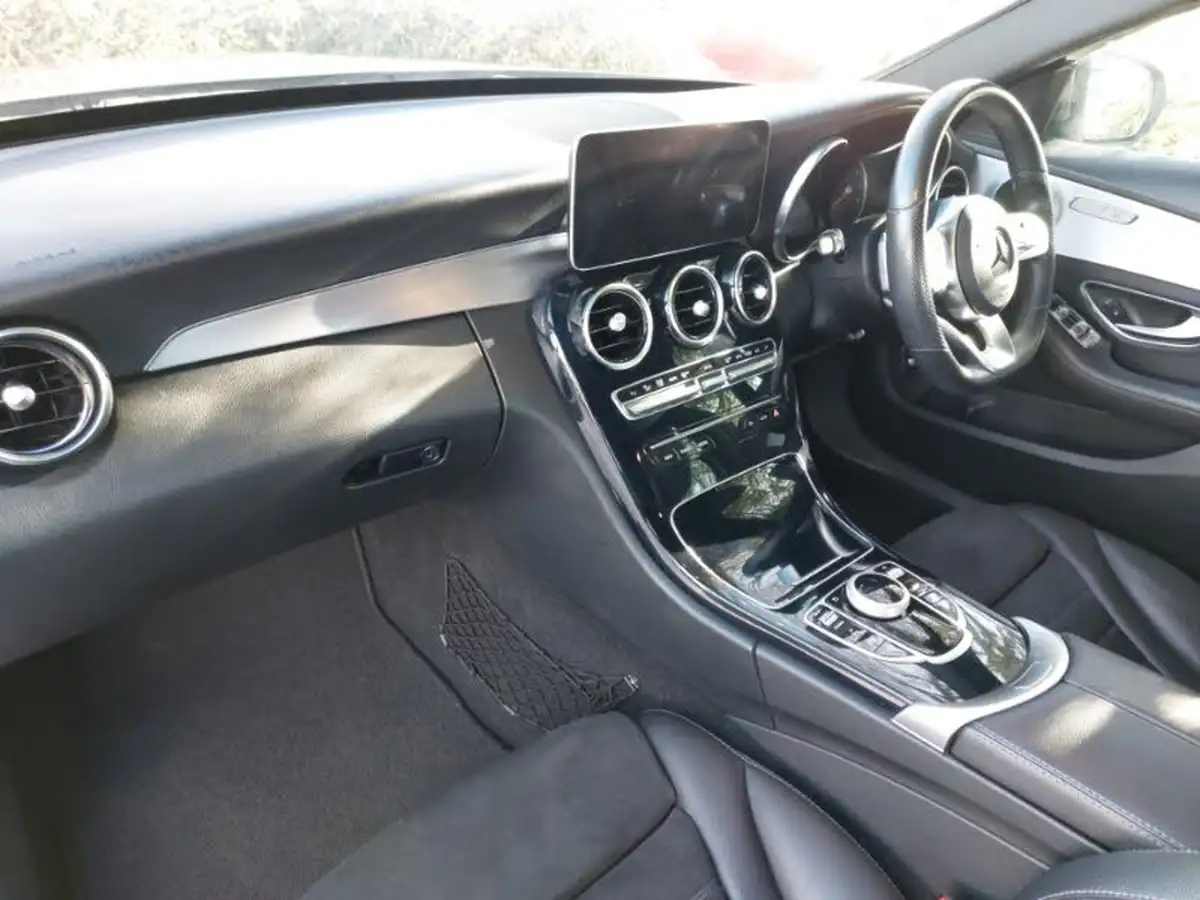 2019-mercedes-benz-c-class-15-c200-amg-line-ss-saloon-4d-big-4