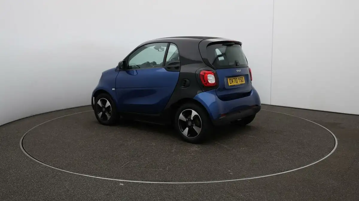 2020-smart-fortwo-eq-passion-advanced-big-31