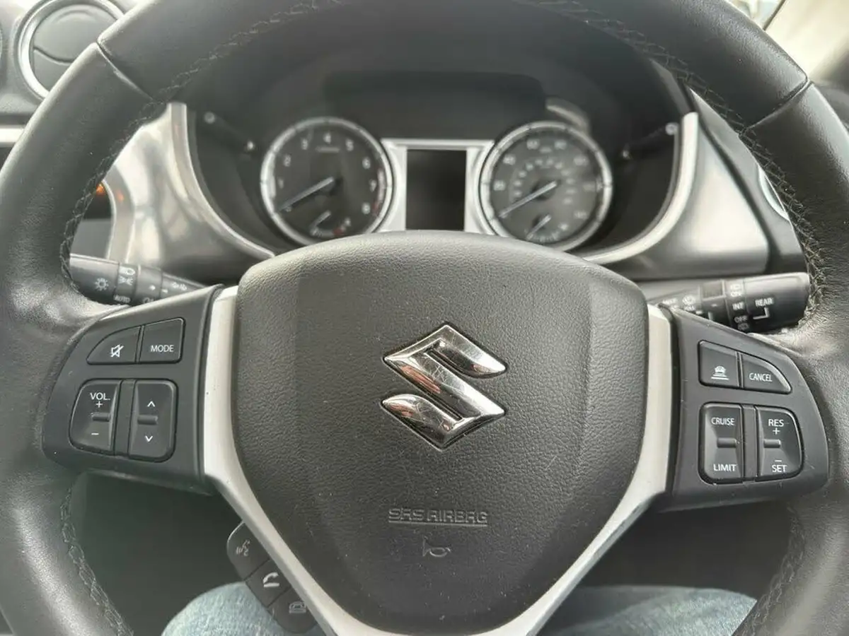 2015-suzuki-vitara-16-sz5-big-12