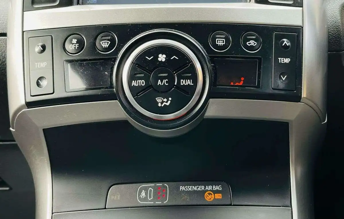 2014-toyota-verso-16-icon-big-14