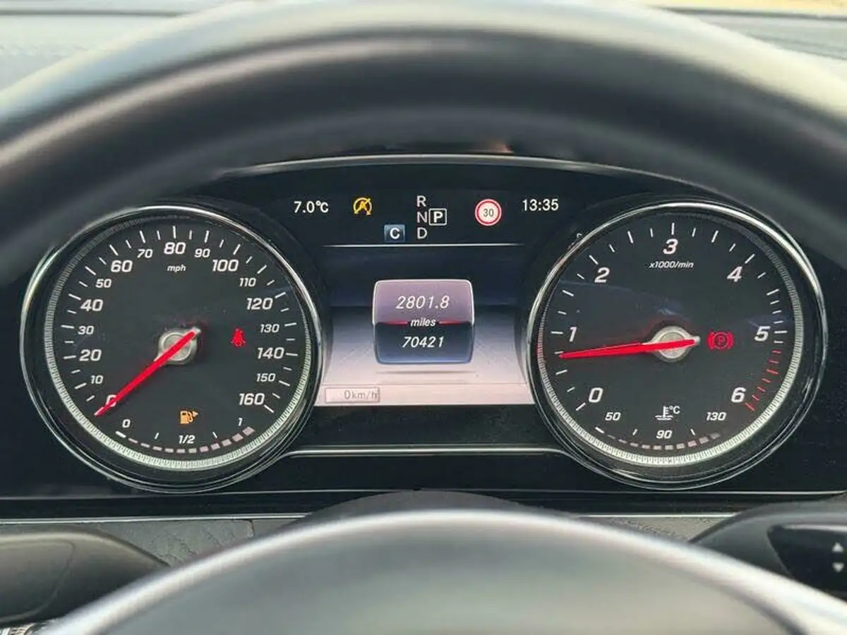 2018-mercedes-benz-e-class-20d-e220d-amg-line-premiumss-coupe-2d-big-15