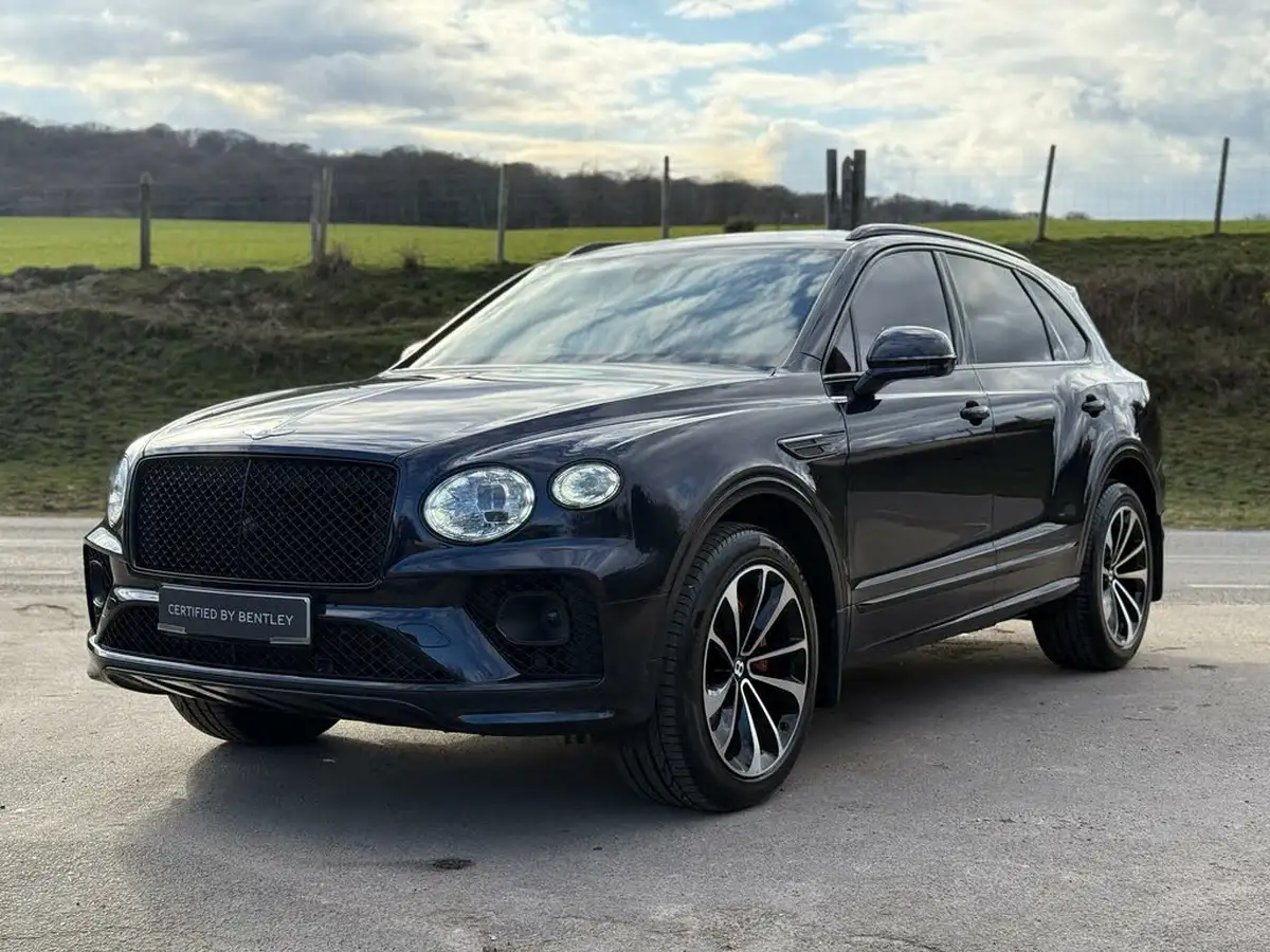 2022-bentley-bentayga-40-v8-big-8