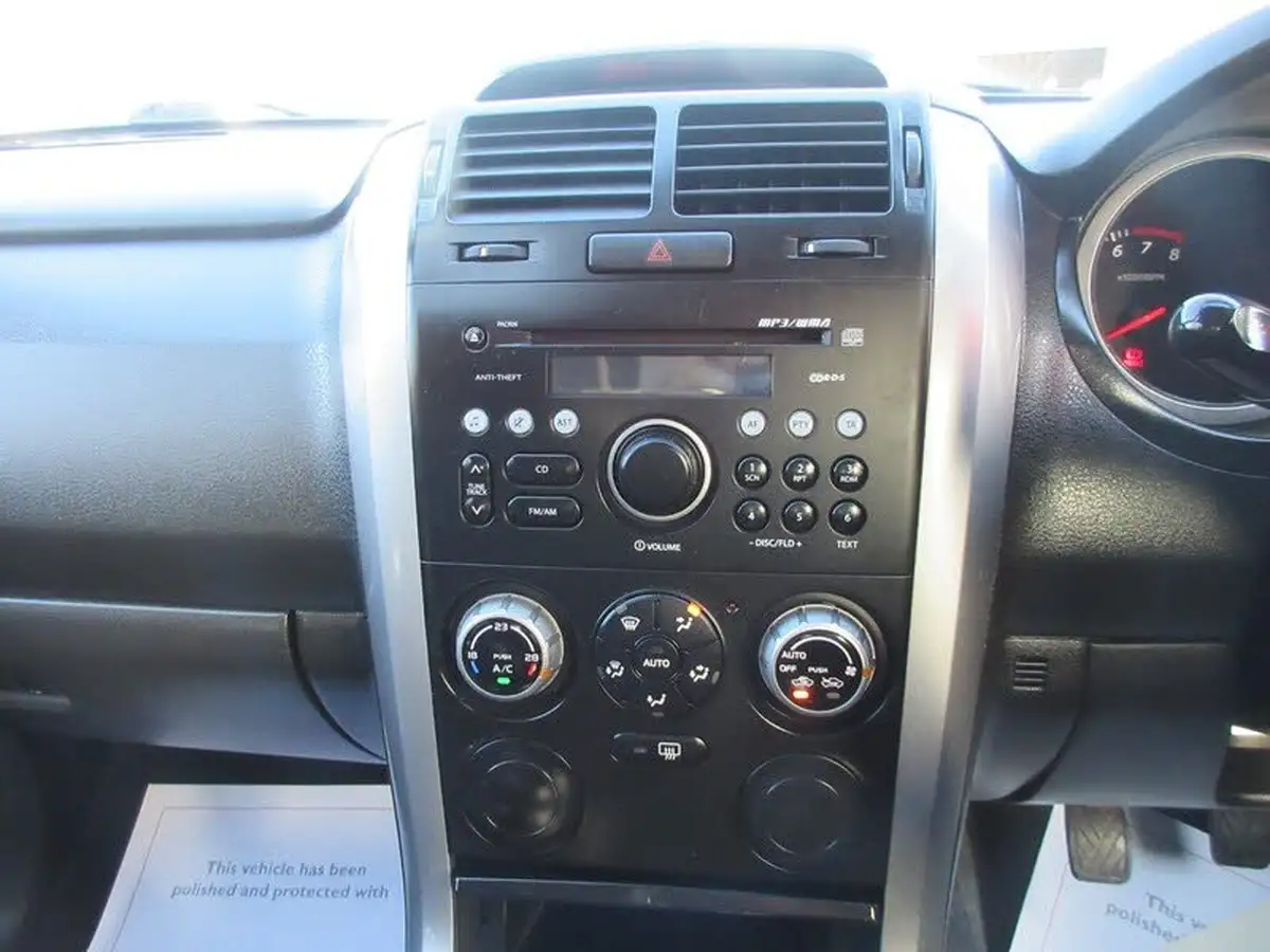 2008-suzuki-grand-vitara-16-big-12