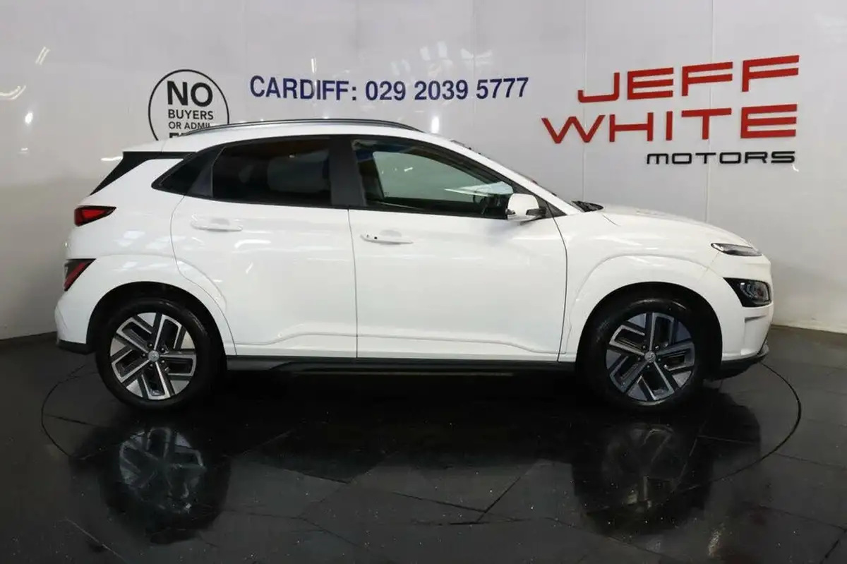 2021-hyundai-kona-e-premium-204ps-64kwh-7kw-obc-big-5