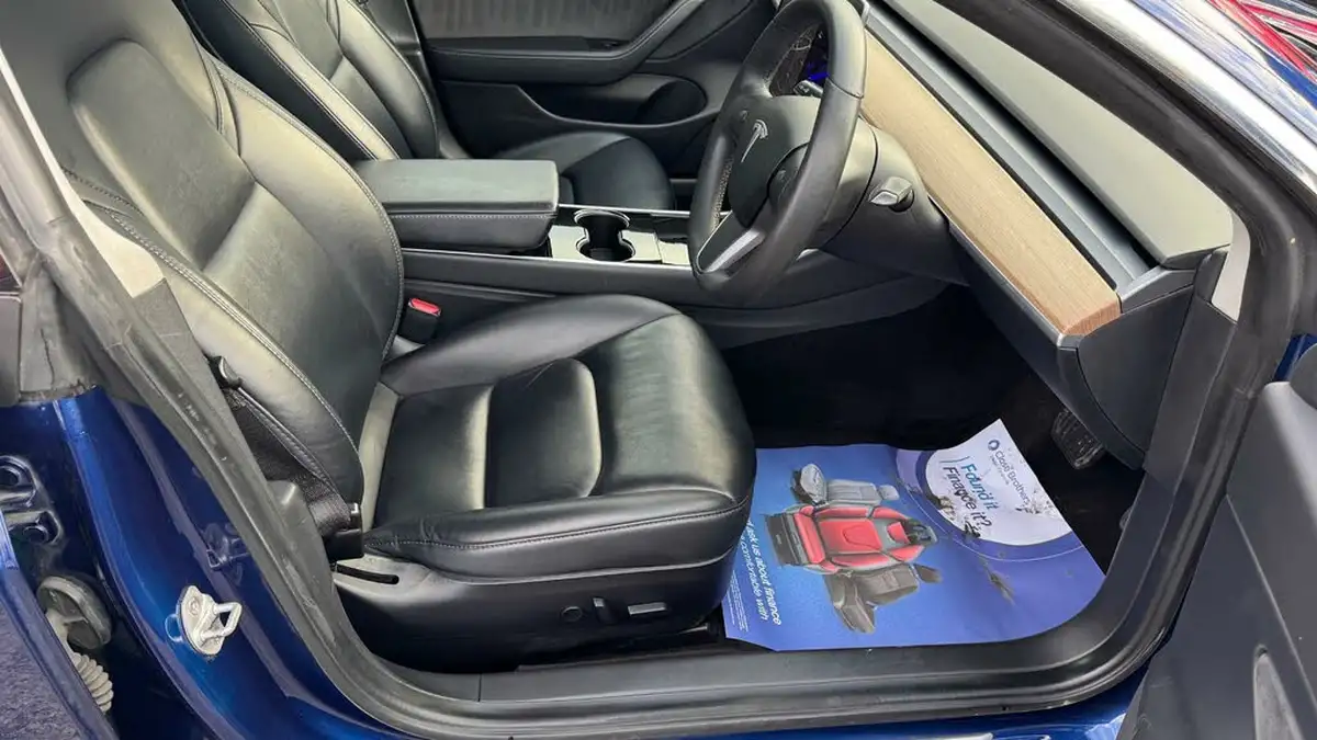 2020-tesla-model-3-e-standard-plus-big-13