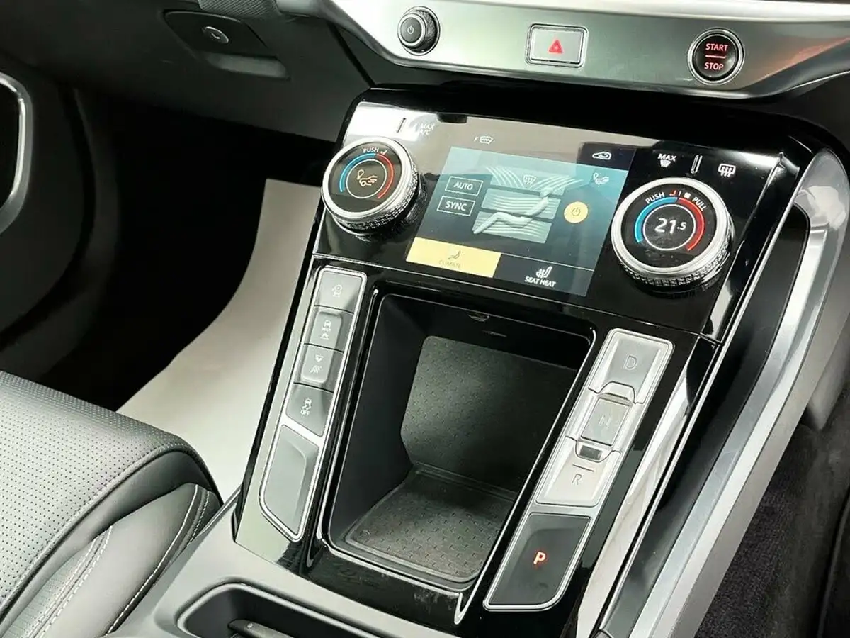 2020-jaguar-i-pace-ev400-hse-big-26