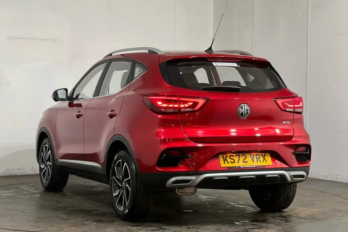 2023-mg-zs-suv-15-vti-tech-exclusive-big-14