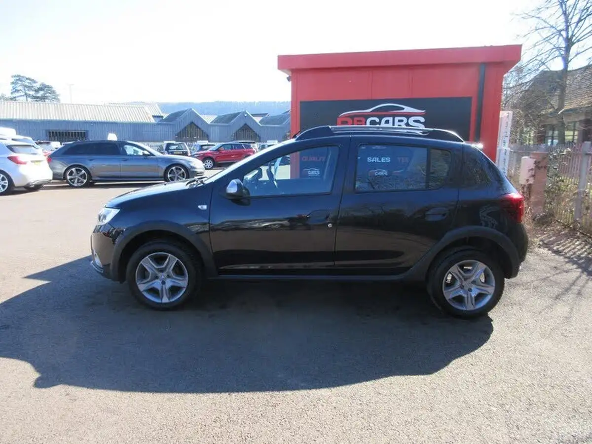 2017-dacia-sandero-stepway-15dci-laureate-big-3