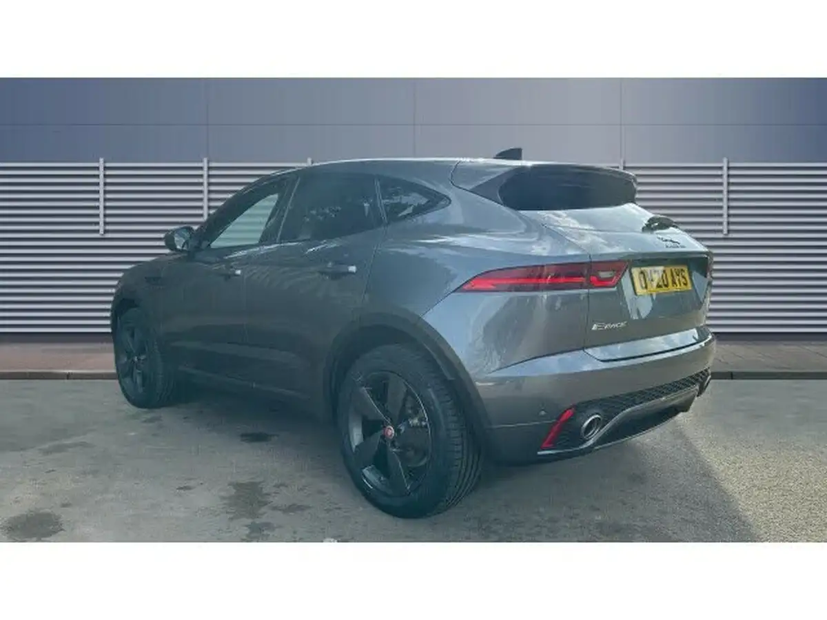2020-jaguar-e-pace-20-i4d-chequered-flag-150ps-big-1