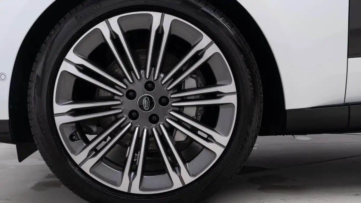 2023-land-rover-range-rover-30-d350-hse-7-seatlwb-big-8