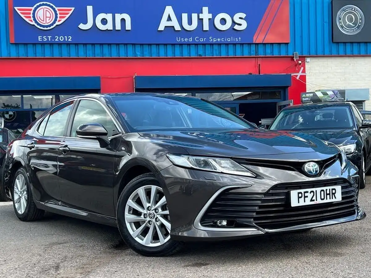2021-toyota-camry-25-vvt-i-design-big-29