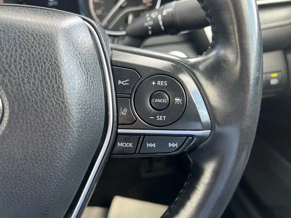 2021-toyota-camry-25-vvt-i-design-big-53