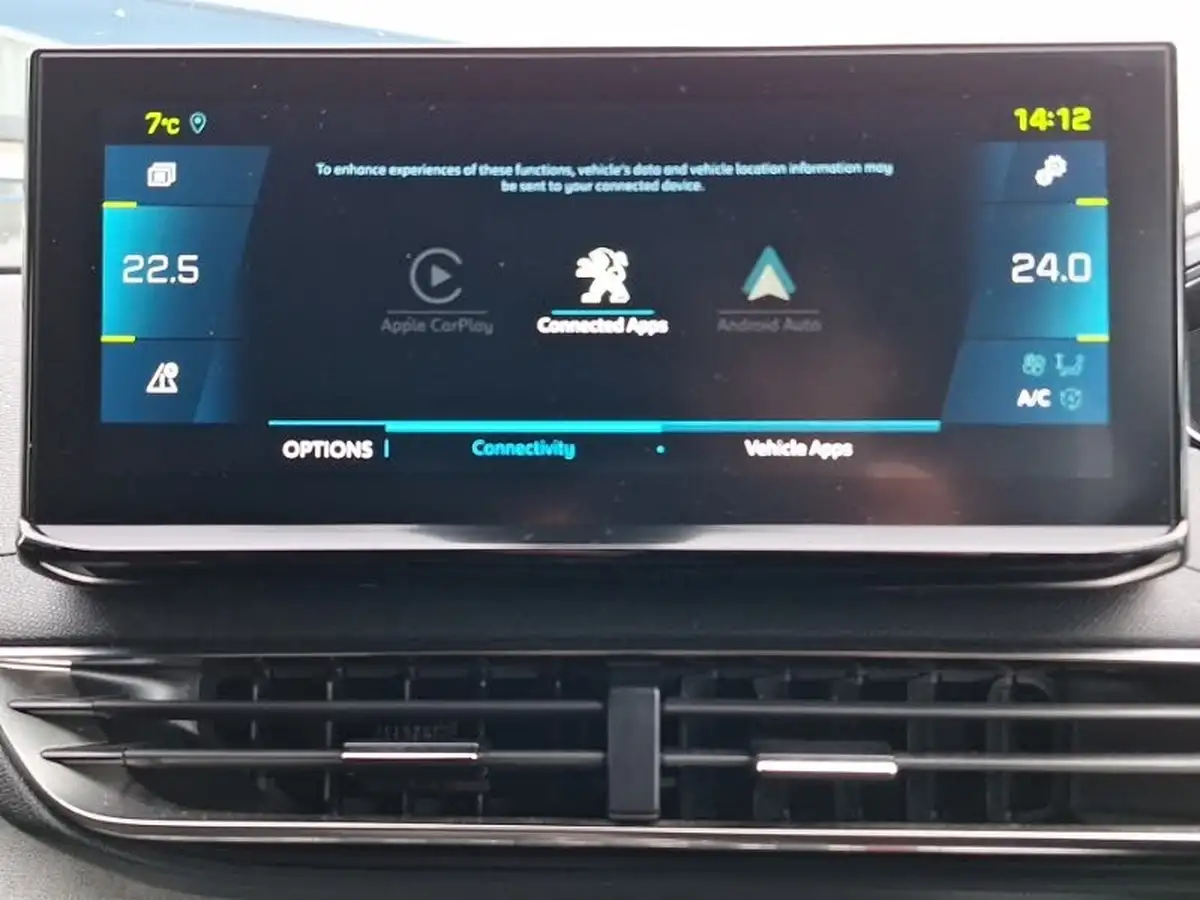 2021-peugeot-3008-suv-16-puretech-gt-premium-300bhp-4wd-hybrid4-e-eat8-big-15