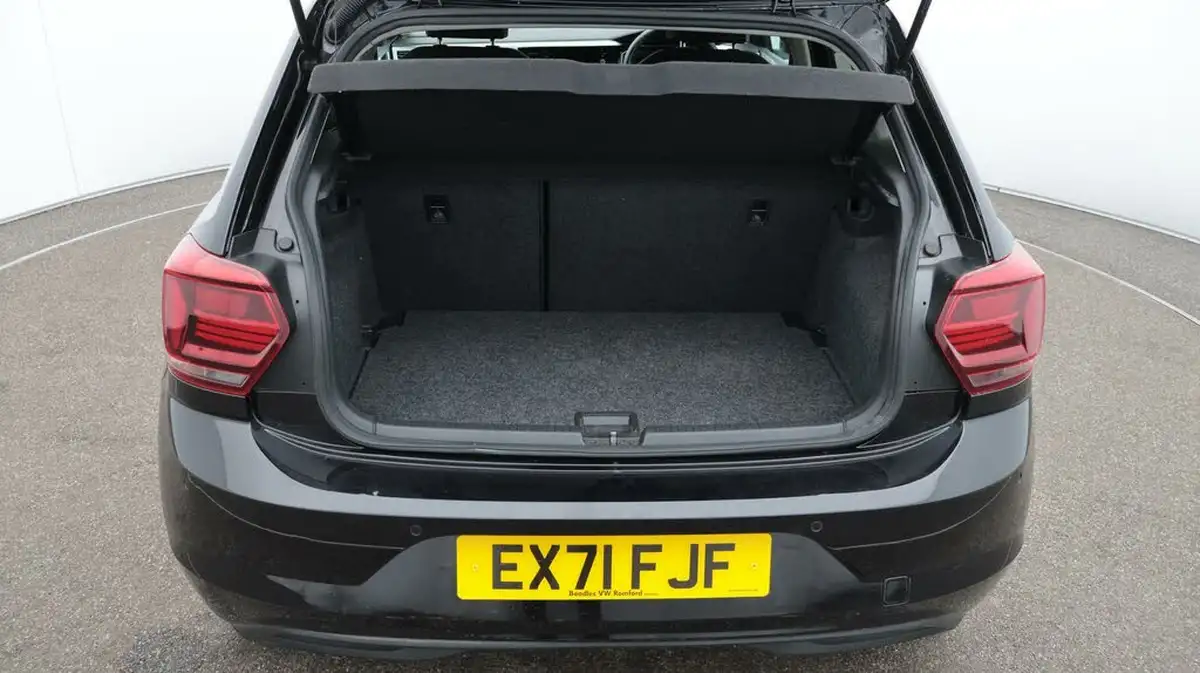 2021-volkswagen-polo-10-tsi-active-dsg-big-17