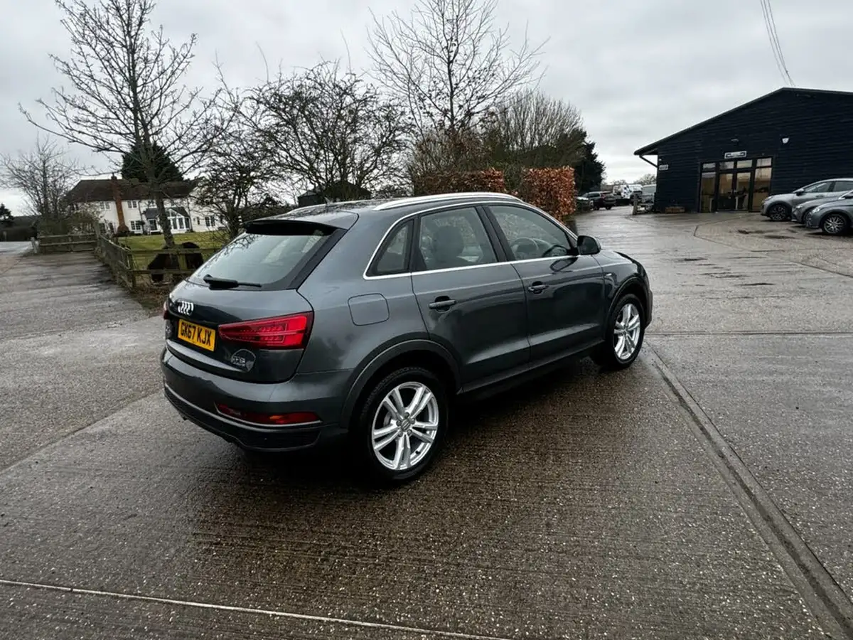 2017-audi-q3-20-tfsi-quattro-s-line-edition-big-3