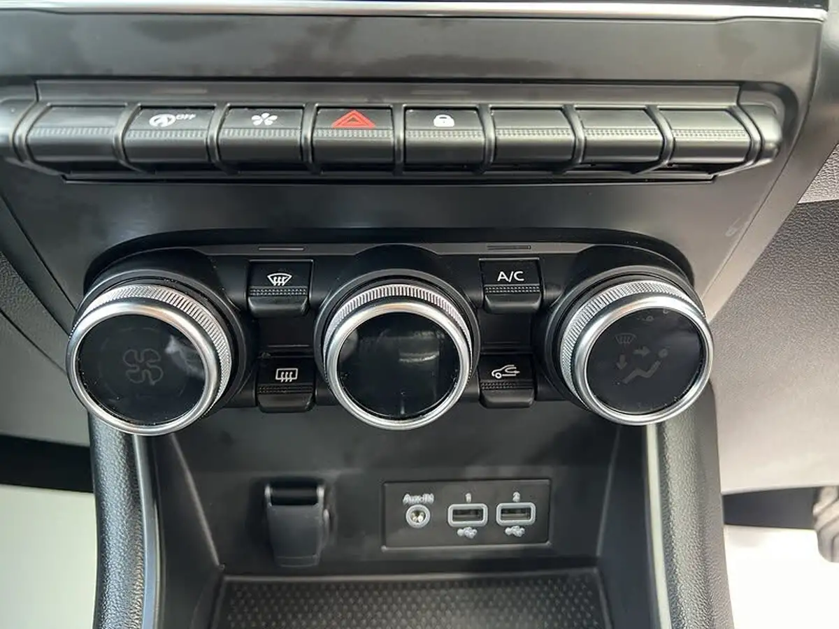 2020-renault-captur-13-tce-s-edition-130bhp-edc-auto-big-23