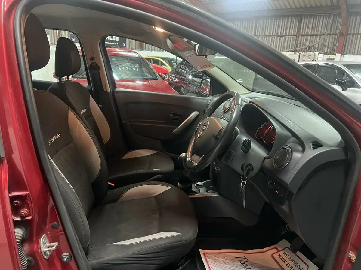 2013-dacia-sandero-stepway-15d-laureate-big-12