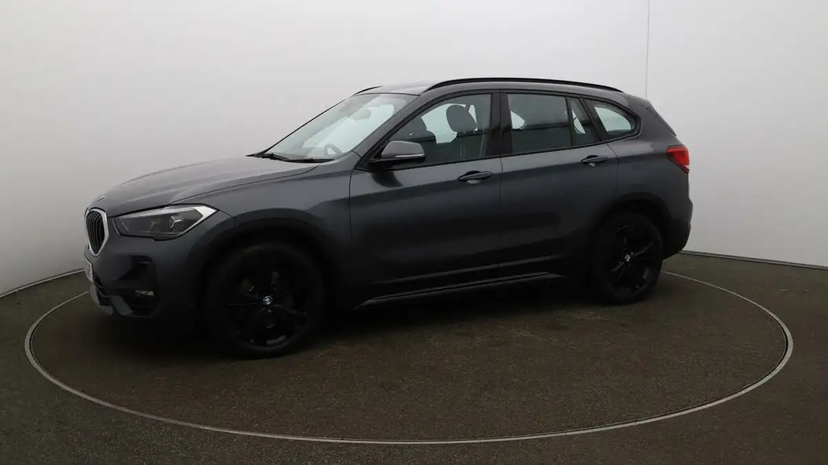 2021-bmw-x1-20-sdrive20i-sport-big-60