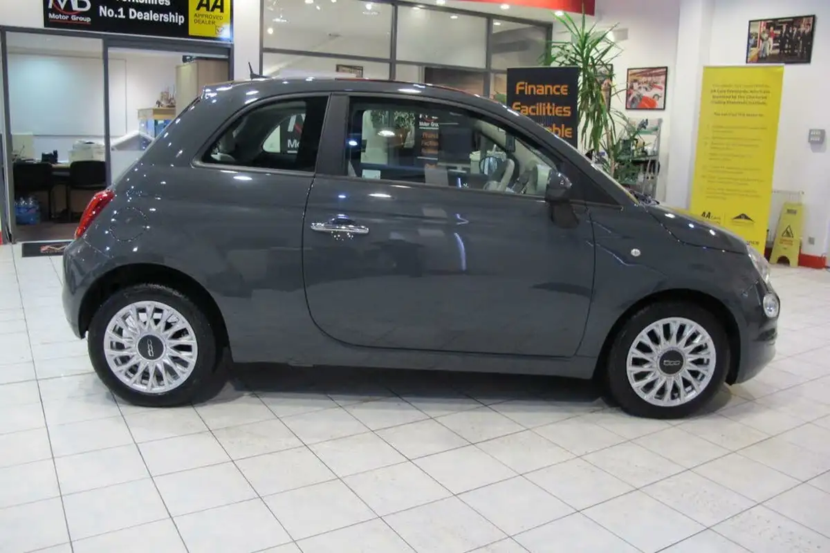 2020-fiat-500-10-lounge-big-2