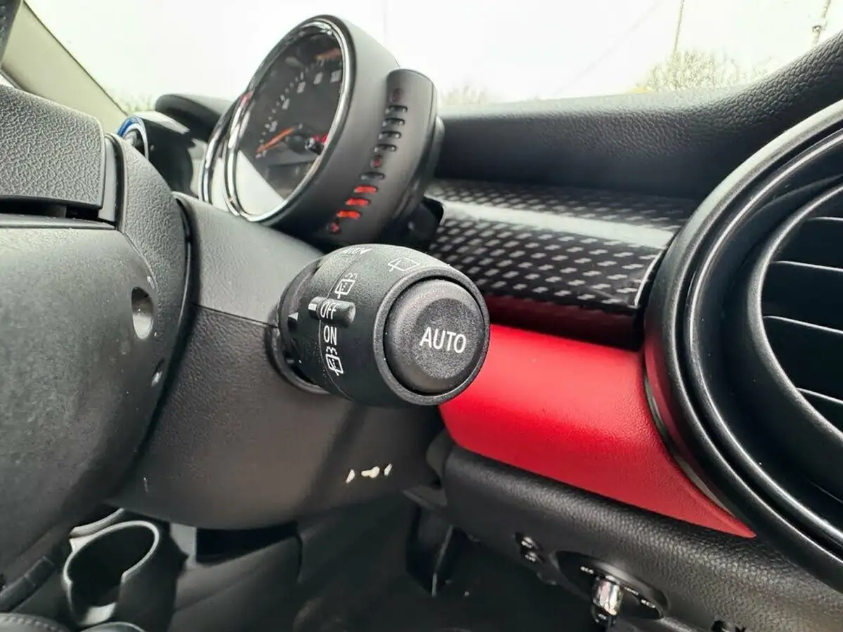 2017-mini-cooper-20-cooper-s-ss-hatchback-5d-big-31
