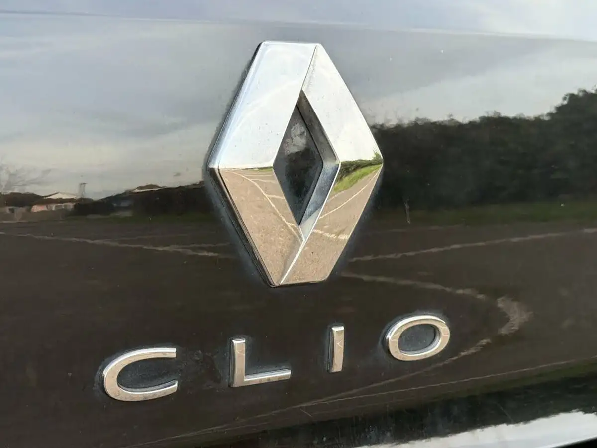 2020-renault-clio-10-sce-iconic-75bhp-big-41