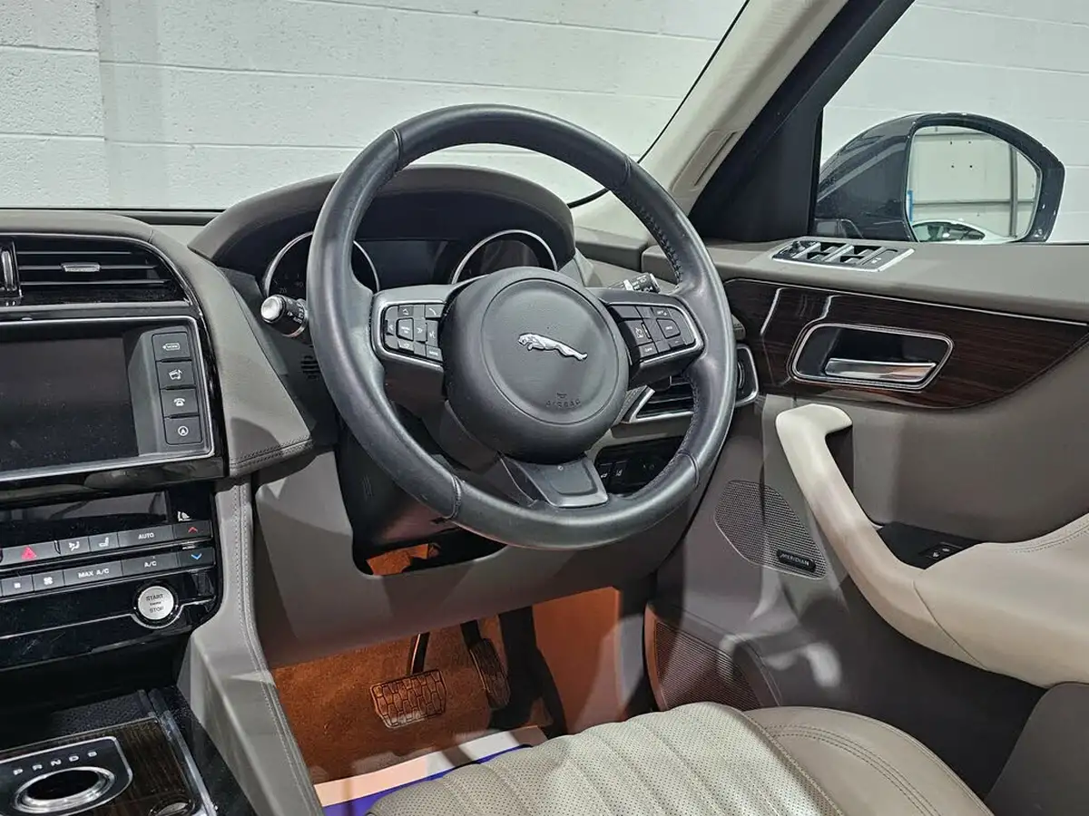 2017-jaguar-f-pace-20-i4d-portfolio-180ps-awd-auto-big-13
