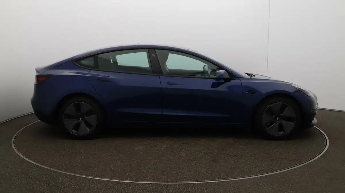 2021-tesla-model-3-e-long-range-4x4-big-40