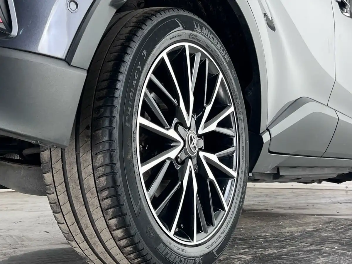 2018-toyota-c-hr-18-vvt-i-excel-big-8