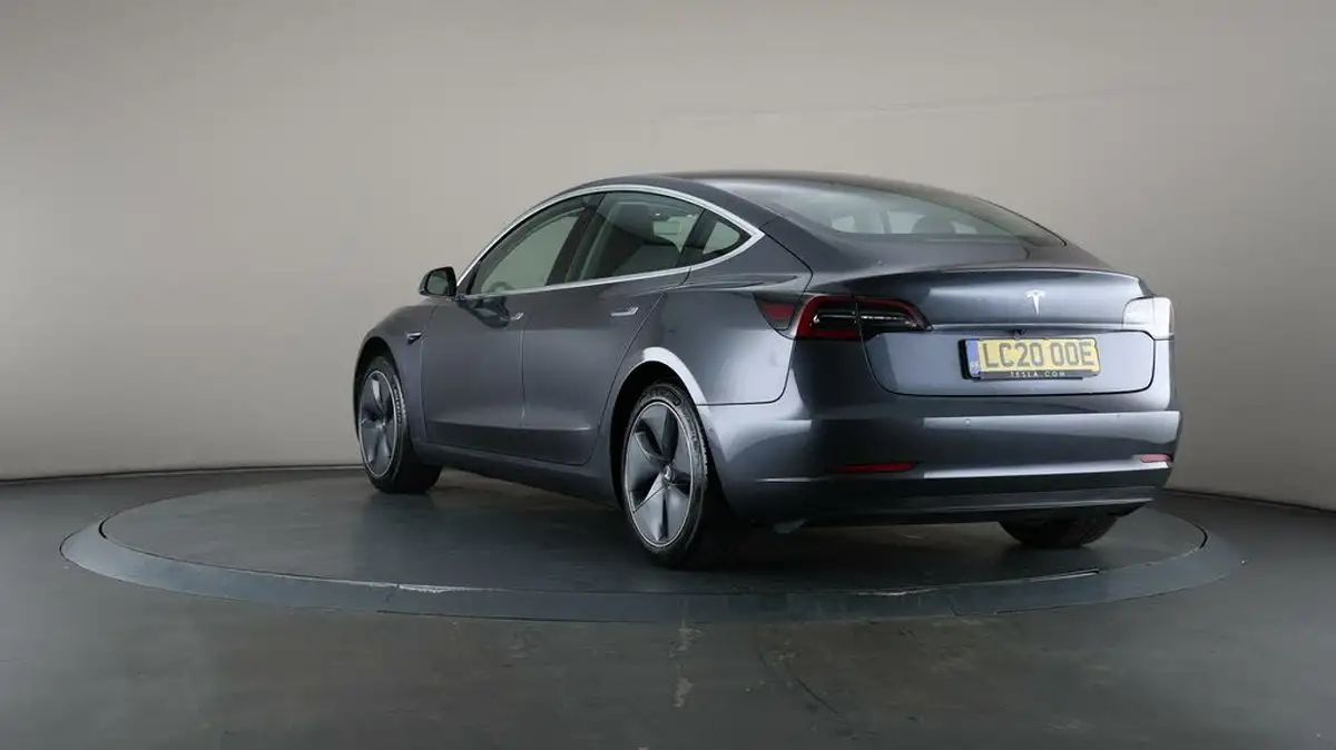 2020-tesla-model-3-e-standard-plus-big-64