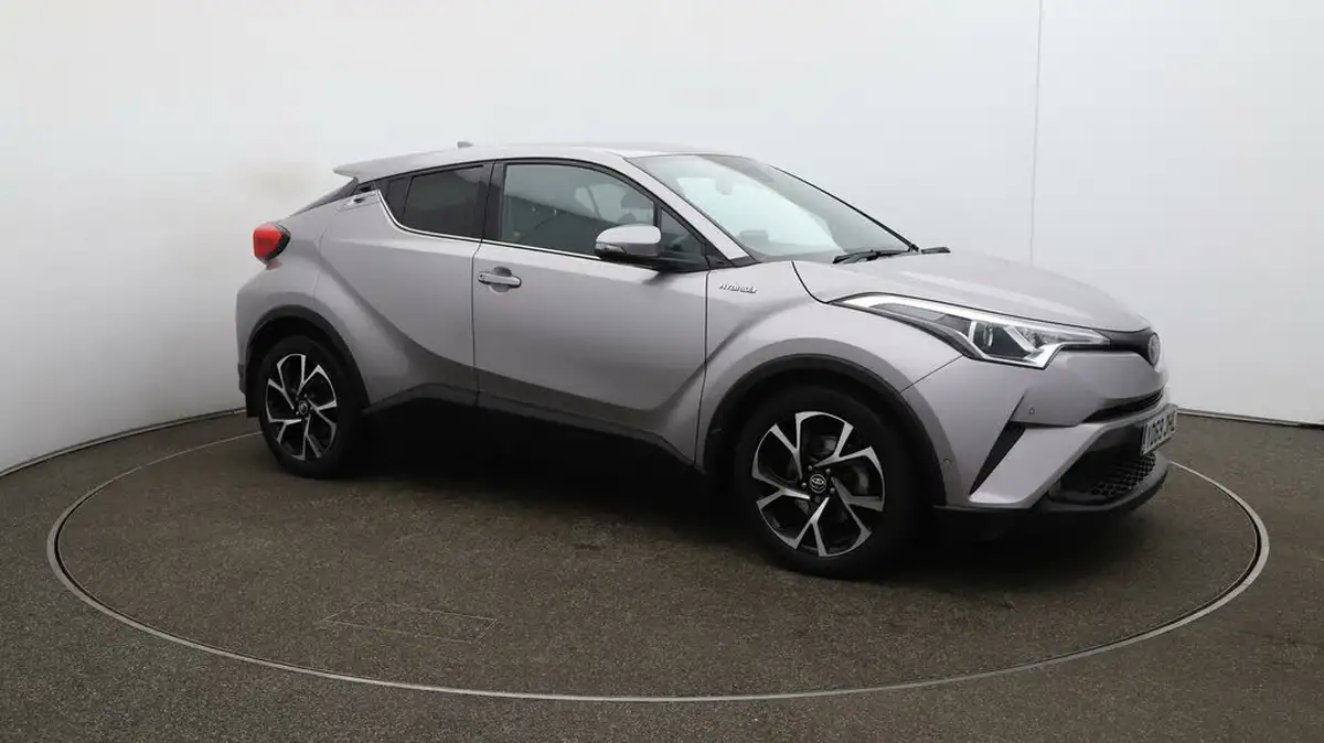 2019-toyota-c-hr-18-vvt-i-design-big-42