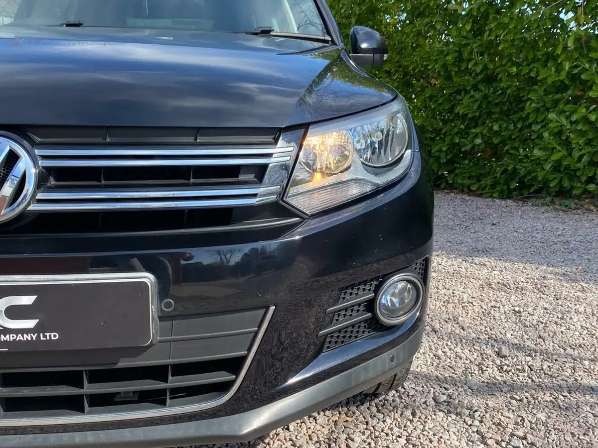 2012-volkswagen-tiguan-20td-sport-170ps-4wd-big-30