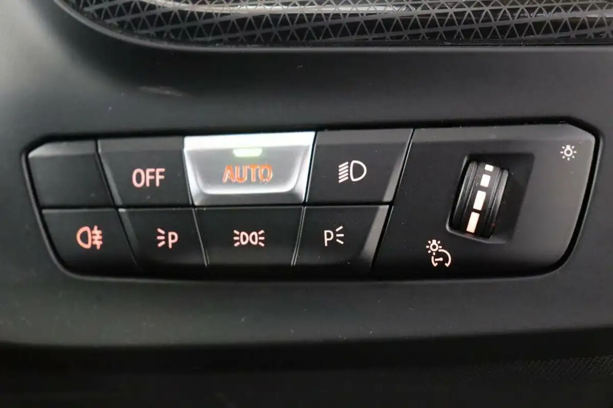 2022-bmw-1-series-20-128ti-lcp-big-19