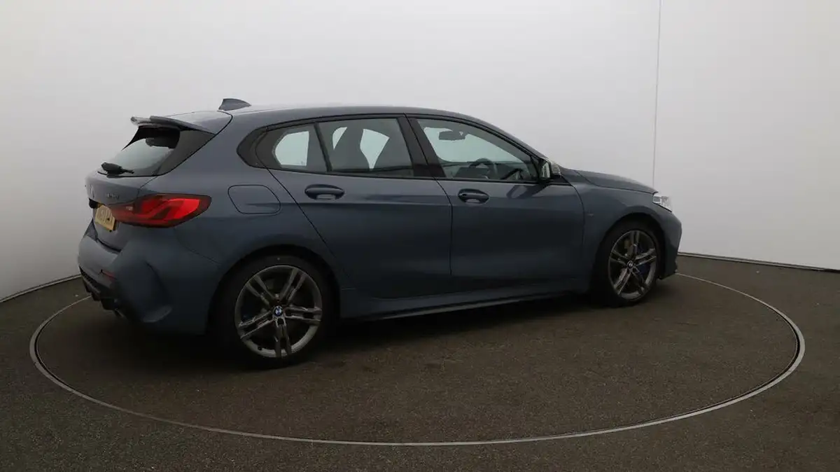 2020-bmw-1-series-20-m135i-xdrive-big-52